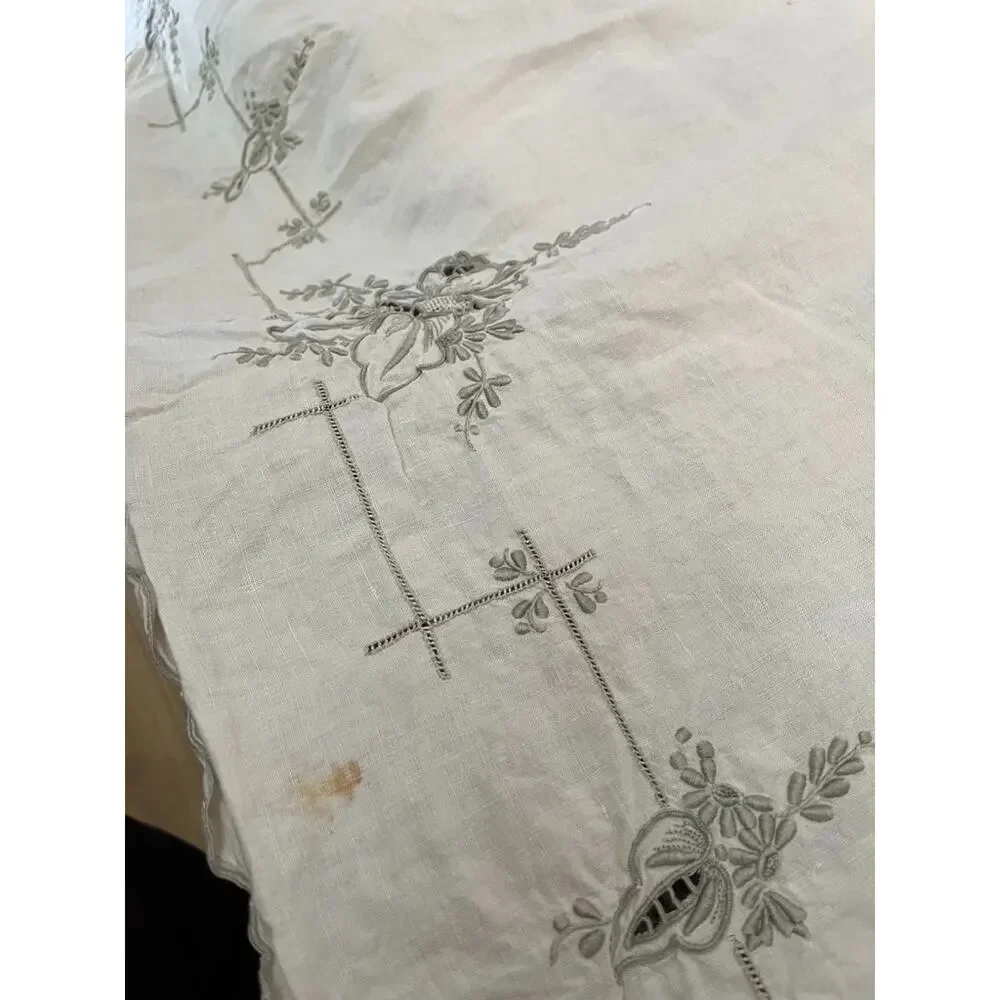 Vintage Hand Embroidery Floral Linen Tablecloth Ivory Rectangular 98